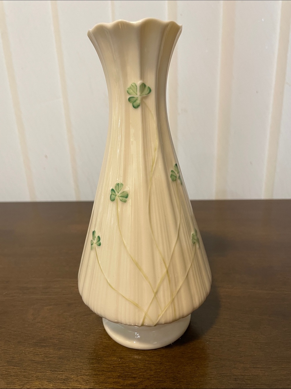 Irish Belleek Cream Clover Bud Vase